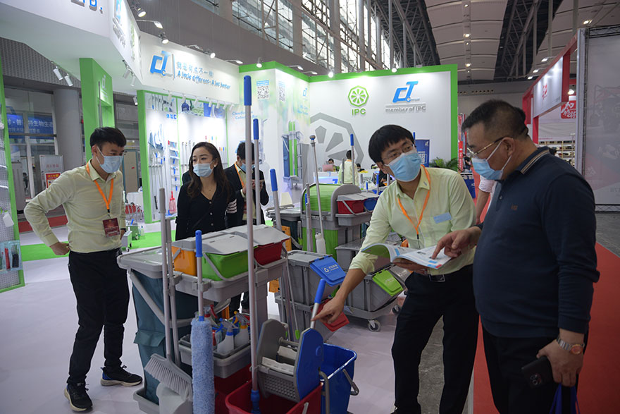 【花絮】第二十八屆廣州酒店用品展覽會(huì)正式開幕,施達(dá)清潔設(shè)備閃亮登場