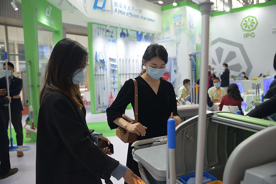 【花絮】第二十八屆廣州酒店用品展覽會(huì)正式開幕,施達(dá)清潔設(shè)備閃亮登場